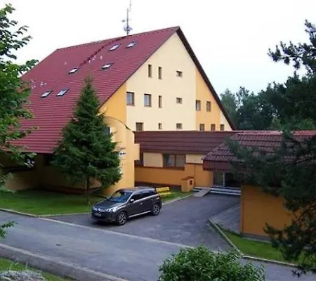 酒店 Hotel Svratka
