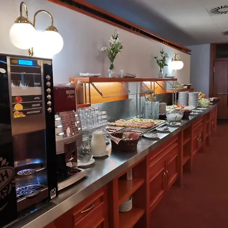 Hotel Svratka 호텔 스브라드카