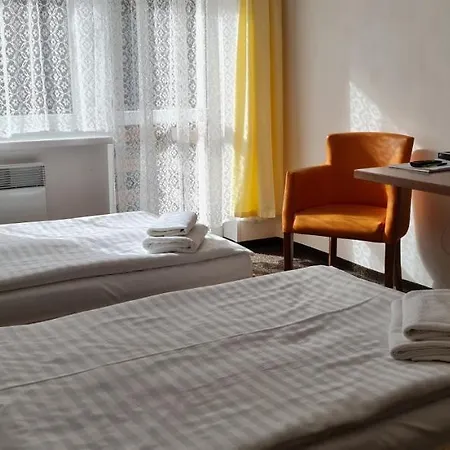 호텔 Hotel Svratka 스브라드카