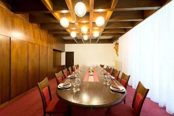 Hotel Svratka 3*