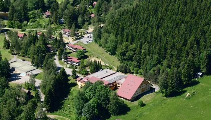 호텔 Hotel Svratka 스브라드카