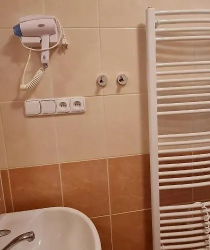 호텔 Hotel Svratka 스브라드카